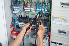 TESTO Voltage Tester | 750-2