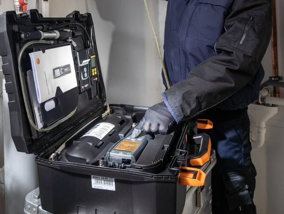 TESTO Pressure and Leakage Measuring Instrument | TESTO 324