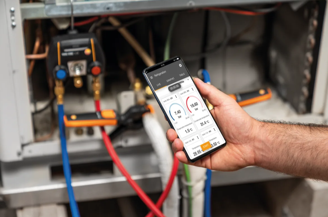 TESTO App-Controlled Digital Manifold with Wireless Clamp Temperature Probes (NTC) | 550i